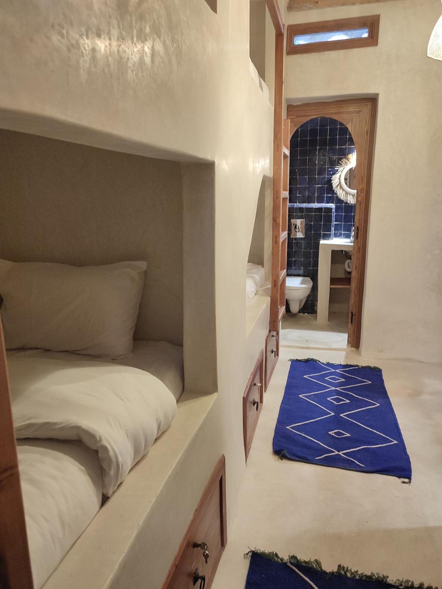 Private Room In Apartment Tov Taghazout Exterior foto