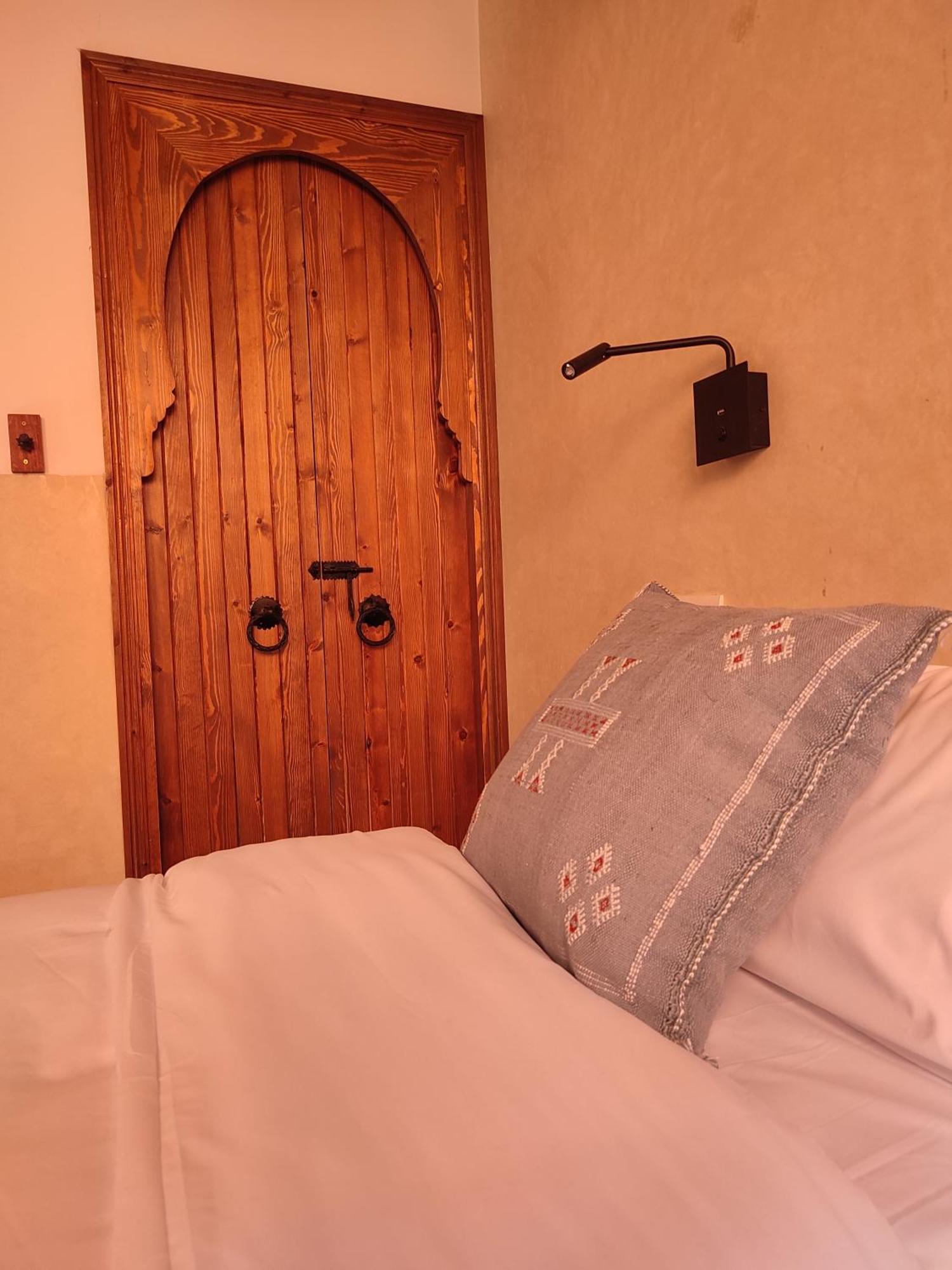 Private Room In Apartment Tov Taghazout Exterior foto